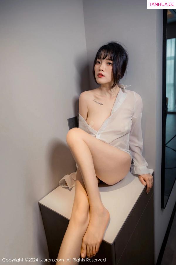   [XiuRen]高清写真图 2024.04.01 No.8320 唐安诺 黑丝美腿第48张图片
